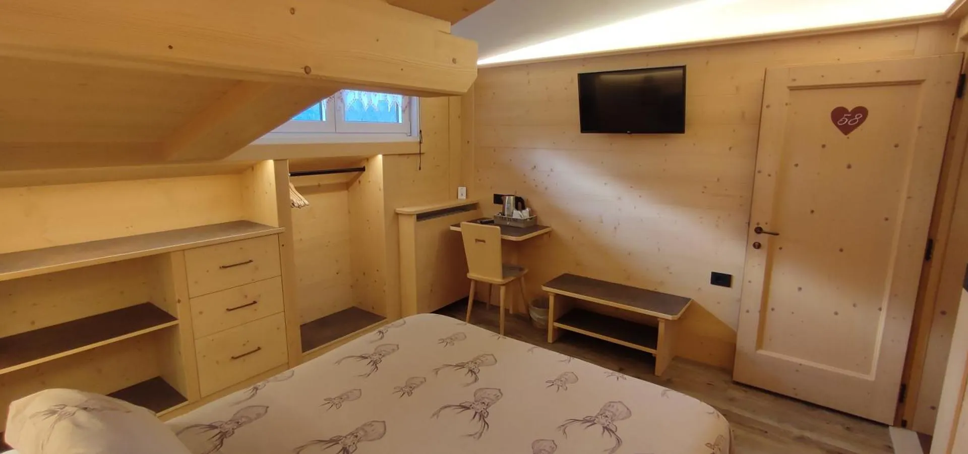 Hotel Villa Gaia Cortina dʼAmpezzo 3*,  Italien