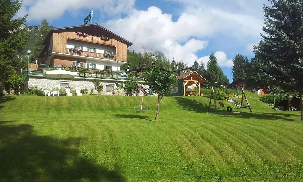 Hotel Villa Gaia Cortina dʼAmpezzo Italien
